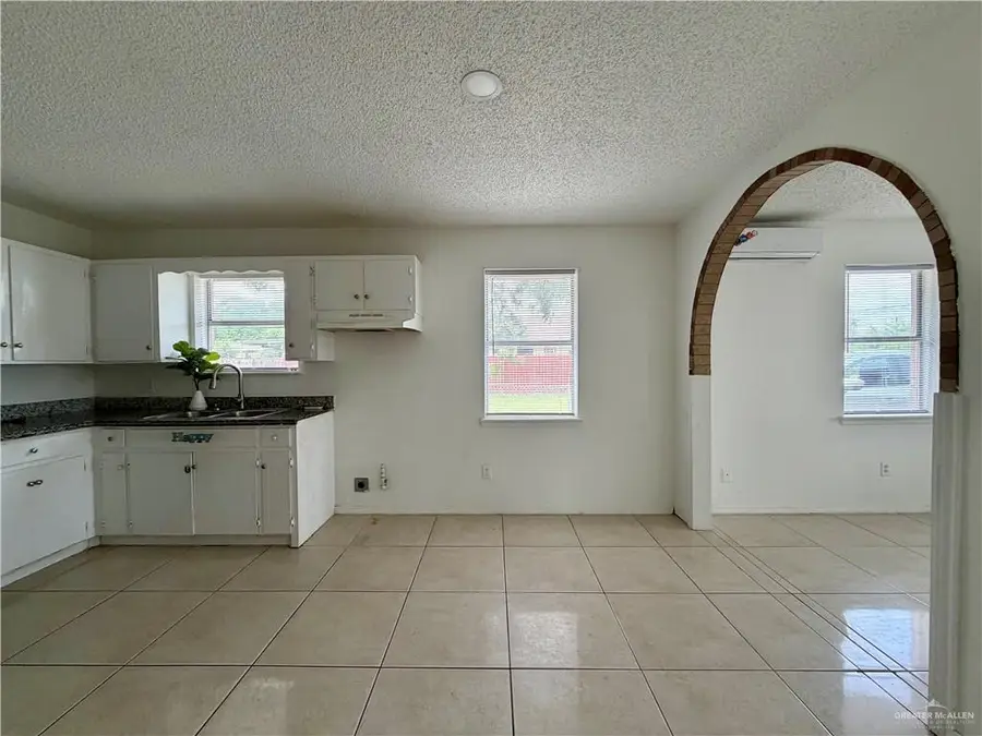 301 S Raul Longoria Road, Edinburg, TX 78542 - #3