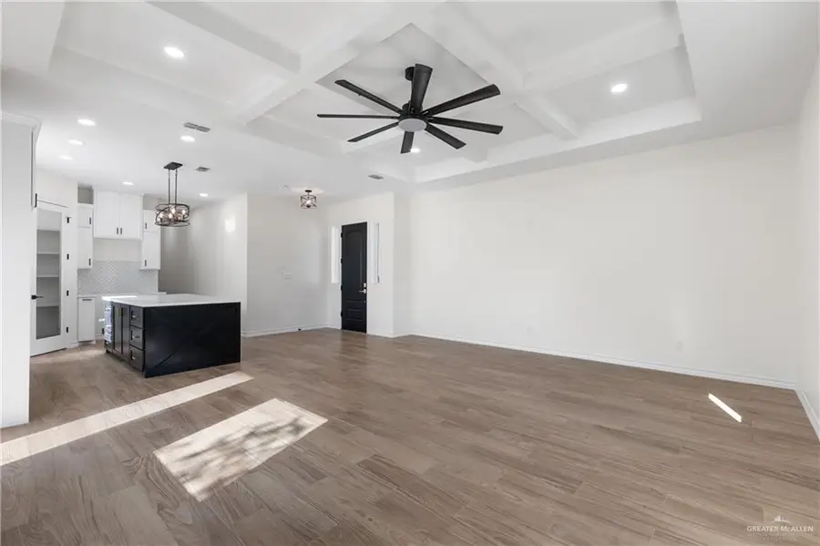602 E Kelly Avenue, Pharr, TX 78577 - #2