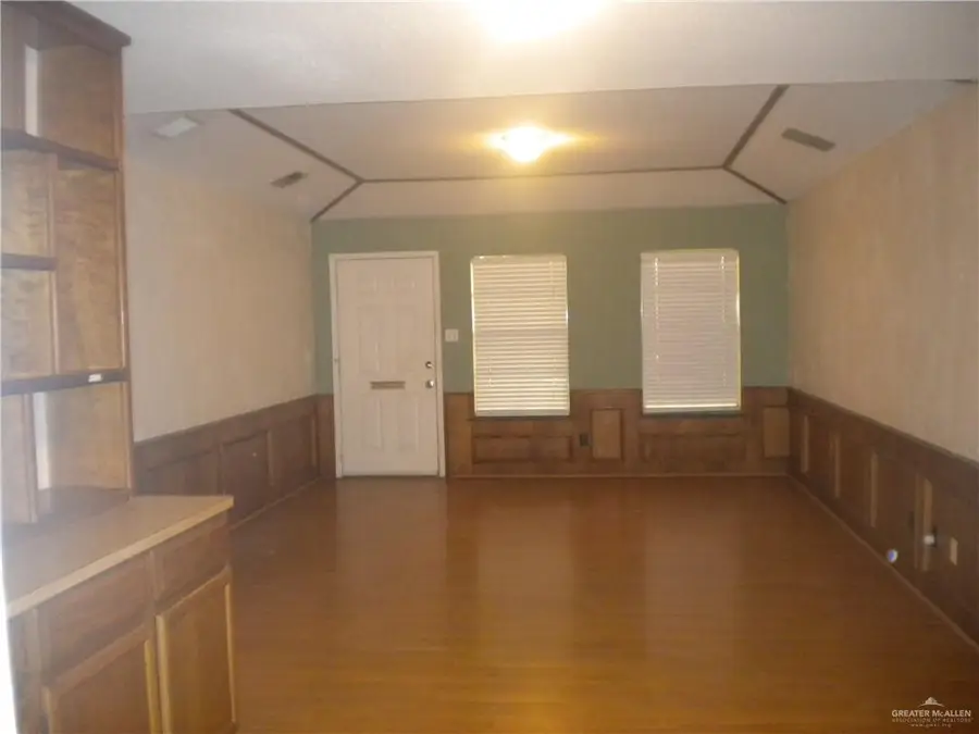 900 E Dallas Avenue #UT18, McAllen, TX 78501 - #3