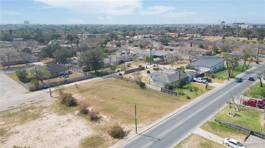 1107 La Vista Avenue, McAllen, TX 78501 - #3