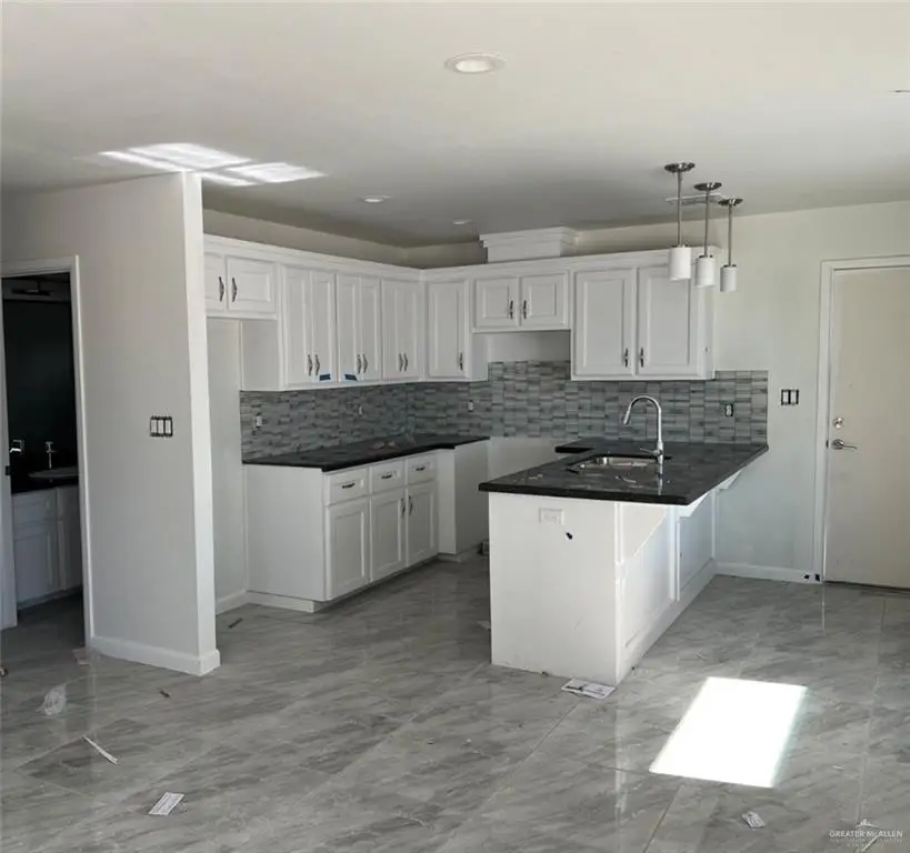 708 Palmer Road, Mission, TX 78573 - #3
