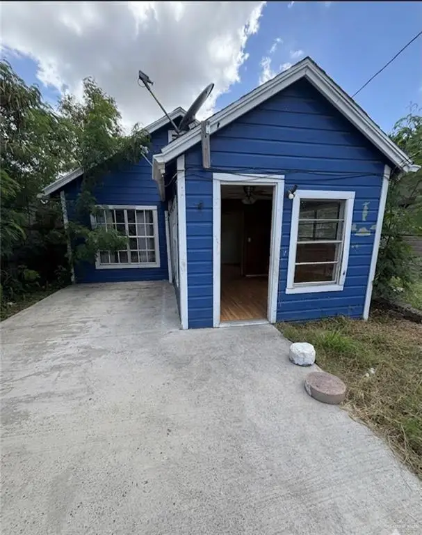 208 N Liberty Street, Weslaco, TX 78596 - #1