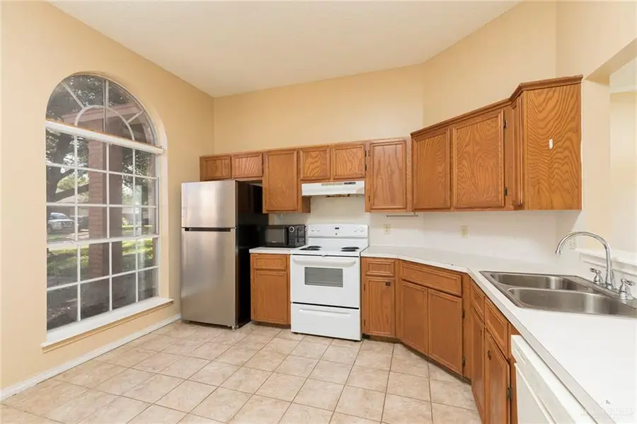 2405 Yellowhammer Avenue, McAllen, TX 78504 - #2