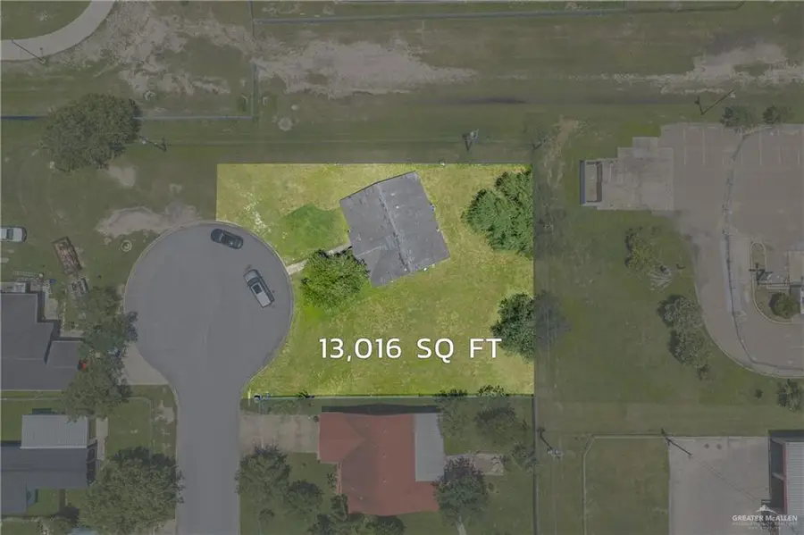 720 E Ricky Crossland, Elsa, TX 78543 - #2
