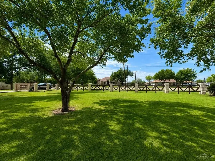 3511 W Mile 17 1/2 Road, Edinburg, TX 78539 - #3
