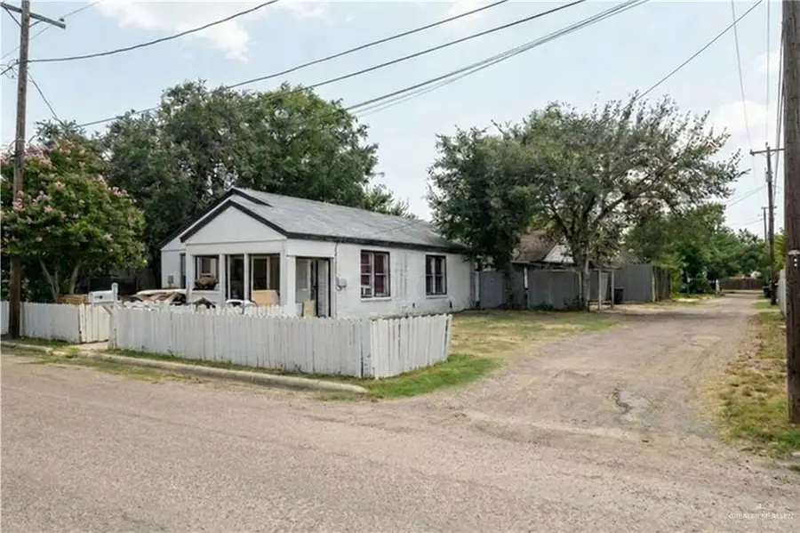 108 S Esperanza Street, Pharr, TX 78577 - #2