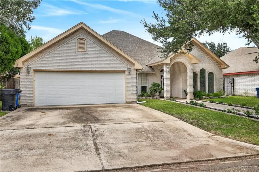 2912 Kerria Avenue, McAllen, TX 78501 - #3