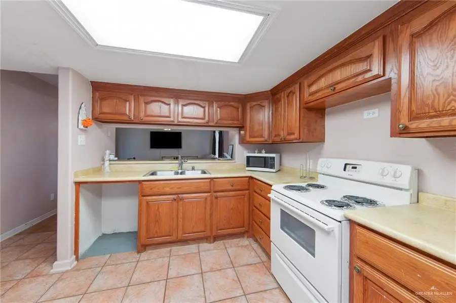 104 E Parade Drive #10, South Padre Island, TX 78597 - #3