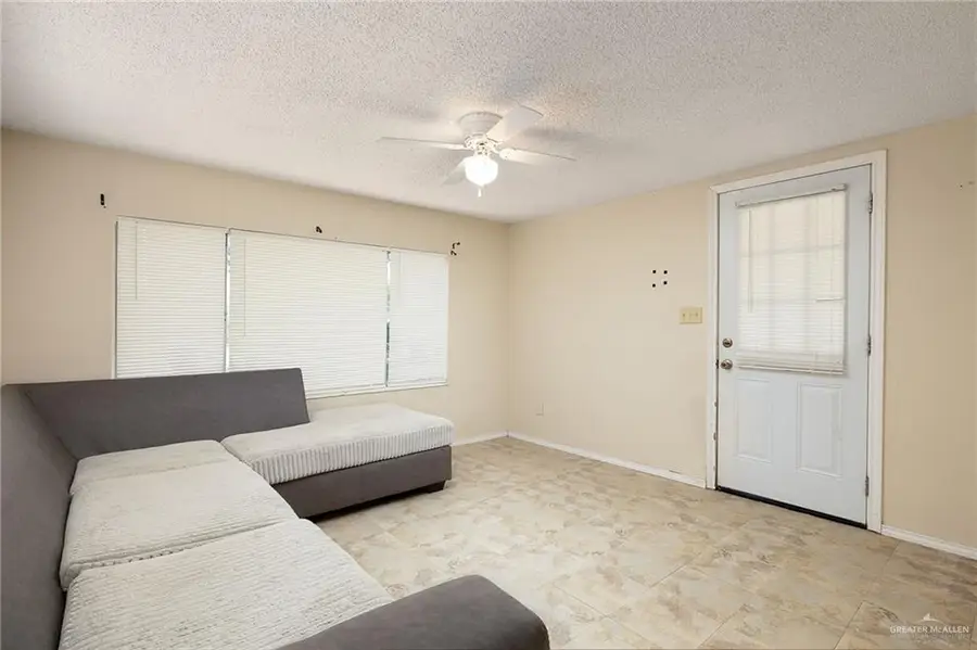 214 E 3rd Street, San Juan, TX 78589 - #2