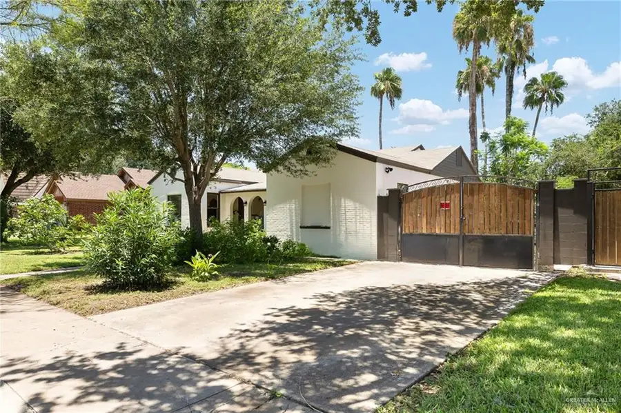 1306 Jasmine Avenue, McAllen, TX 78501 - #2