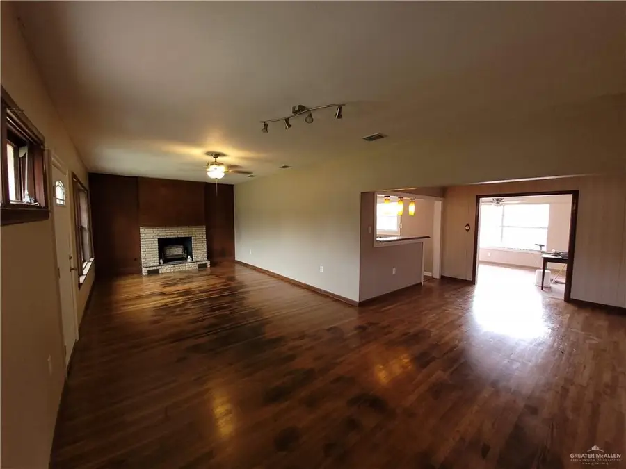 1012 N Glasscock Road, Mission, TX 78572 - #3