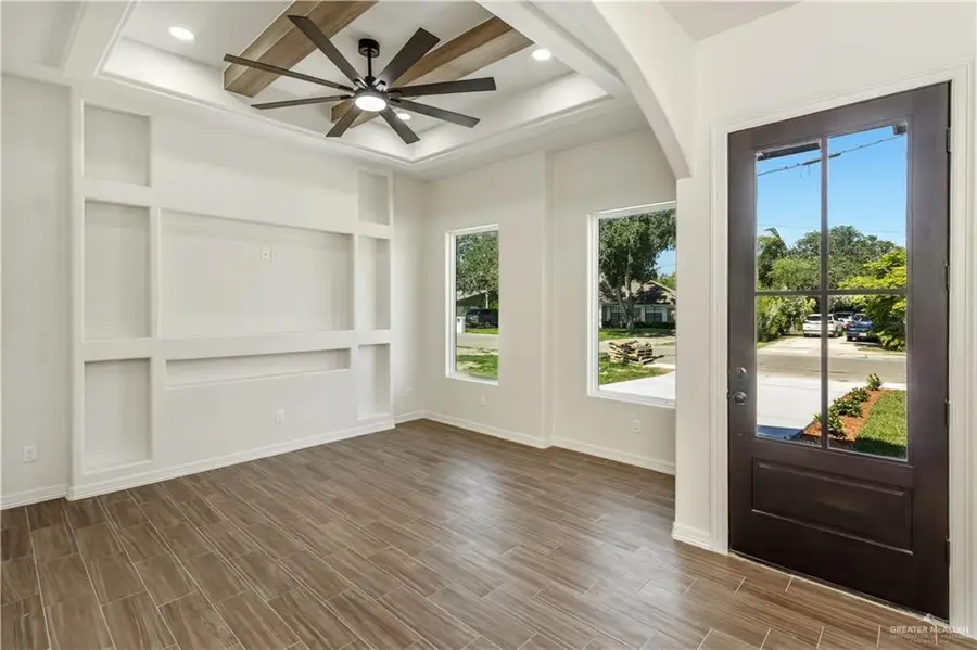 215 S 17th Street, Donna, TX 78537 - #3