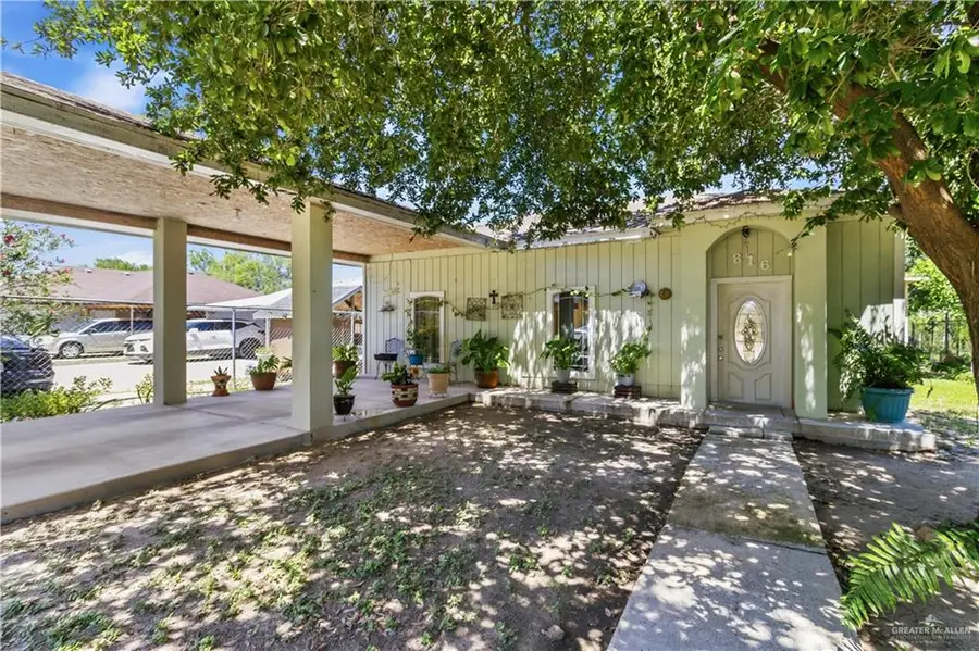 816 E 2nd Street, Rio Grande City, TX 78582 - #3