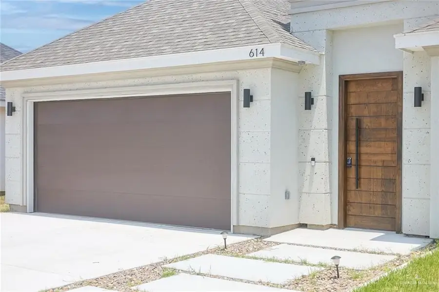 614 La Pointe Avenue, Alton, TX 78573 - #2
