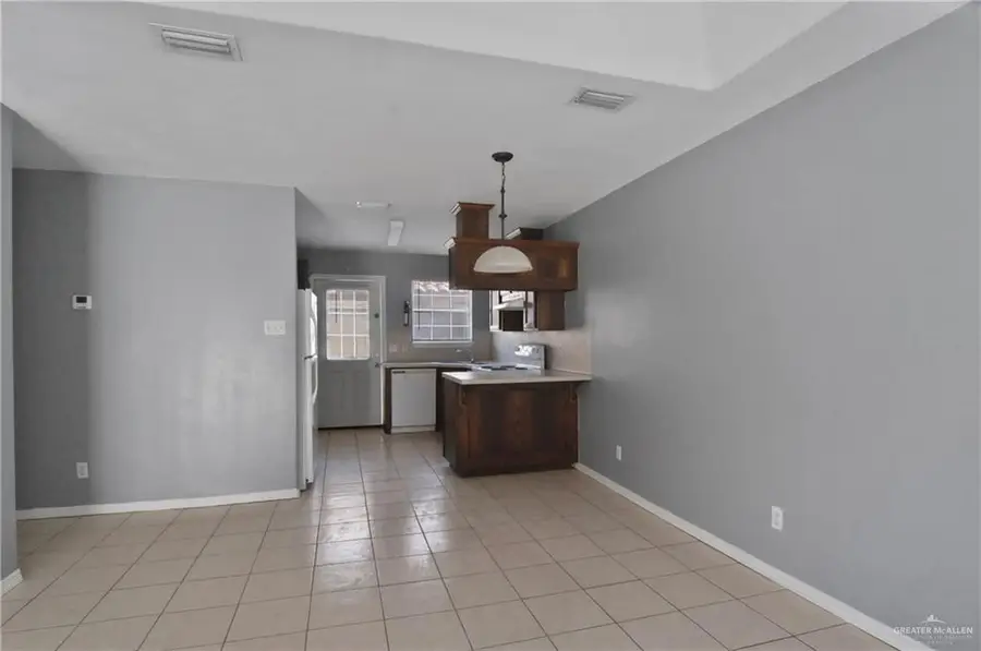 104 S Ridge Avenue, San Juan, TX 78589 - #3
