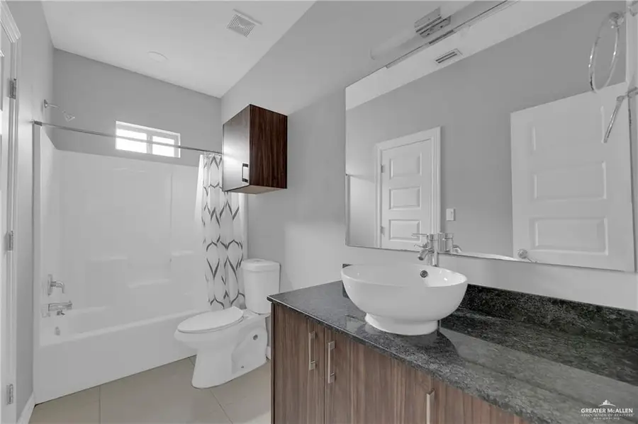 2706 Larkspur Avenue, Edinburg, TX 78541 - #3