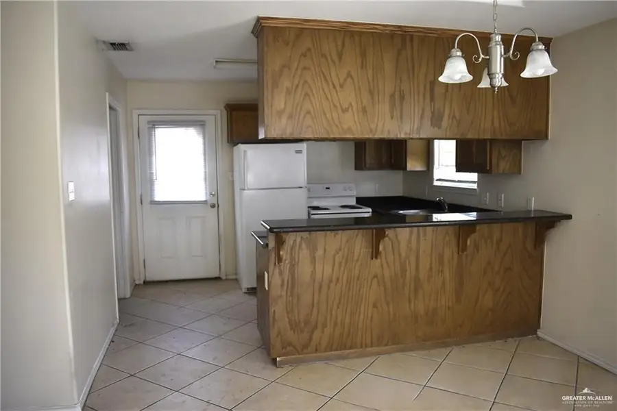 307 W Albatross Avenue, Pharr, TX 78577 - #3