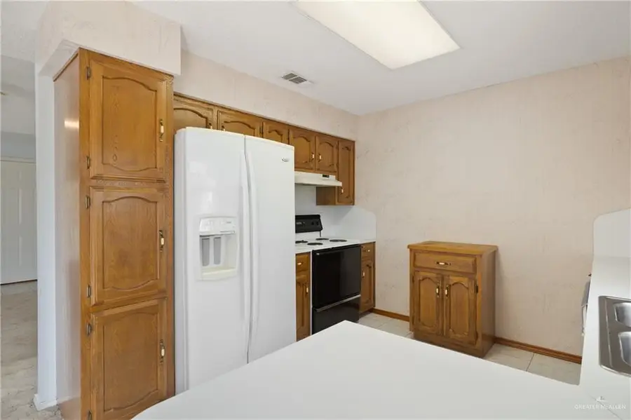 1605 Sun Street, Mission, TX 78572 - #3