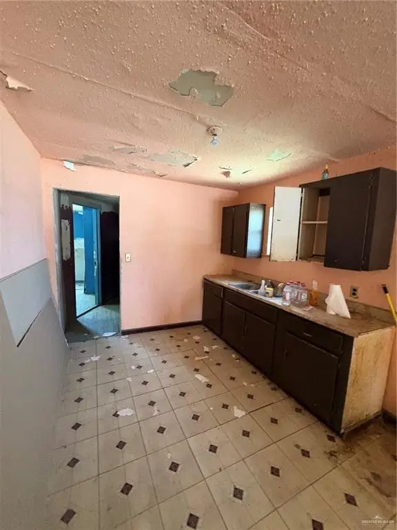 712 E Llano Grande Street, Weslaco, TX 78596 - #3