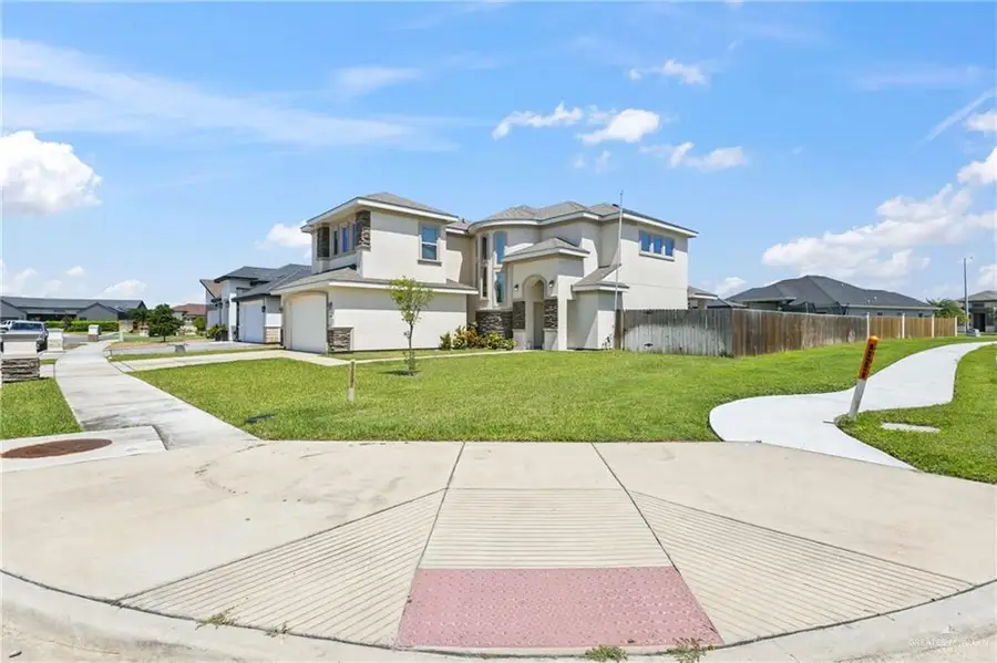 1904 E Ridgeway Circle, Edinburg, TX 78542 - #3