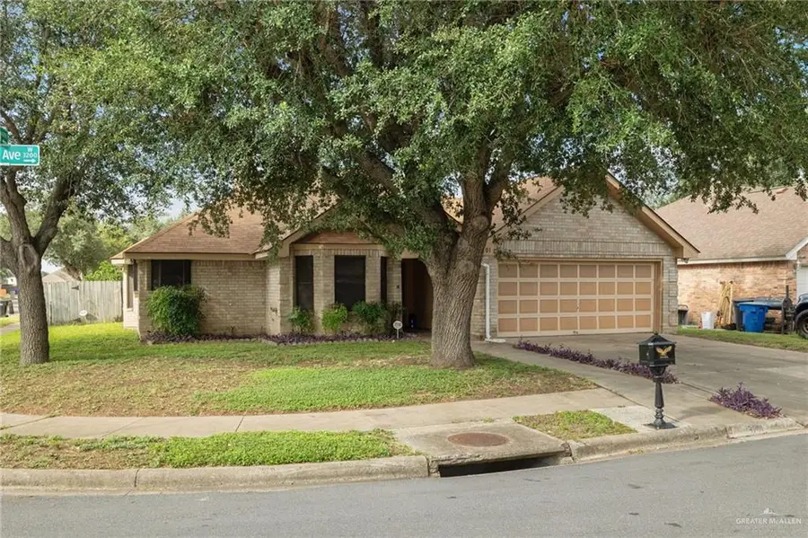 3201 Oriole Avenue, McAllen, TX 78504 - #2