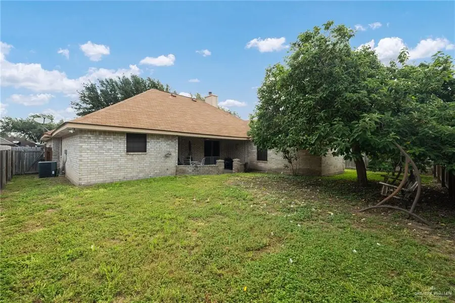 3201 Oriole Avenue, McAllen, TX 78504 - #3