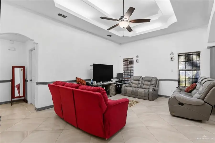 3512 Warbler Avenue, McAllen, TX 78504 - #2