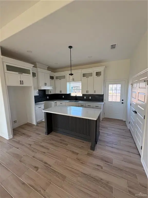 2926 Rio Red Circle Road, Edinburg, TX 78541 - #3