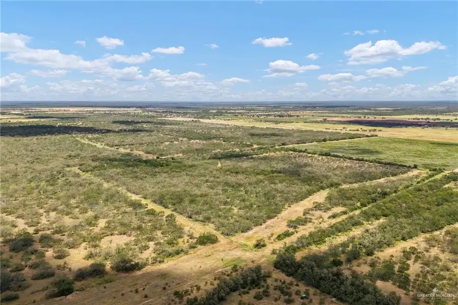281 N Expressway Service Road, Edinburg, TX 78541 - #3
