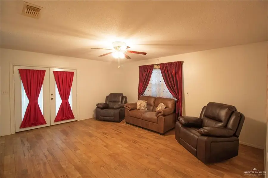 1035 La Costa Drive, Alamo, TX 78516 - #2