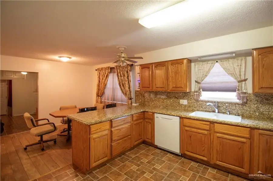 1035 La Costa Drive, Alamo, TX 78516 - #3