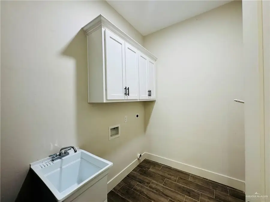 2412 N Revolution Street, Edinburg, TX 78541 - #3