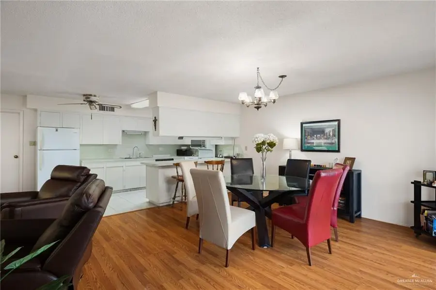 800 E Dallas Avenue #17, McAllen, TX 78501 - #3