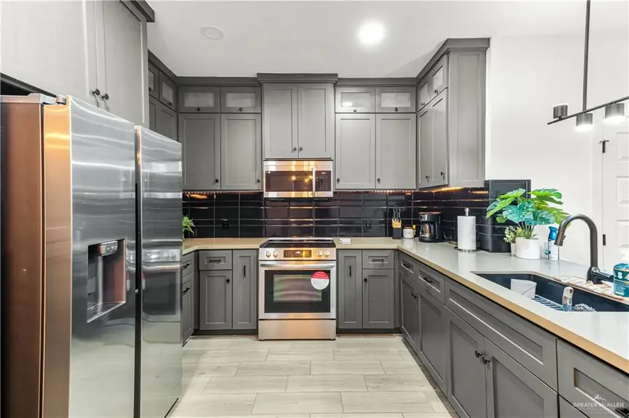 1213 E Daffodil Avenue #D, McAllen, TX 78501 - #3