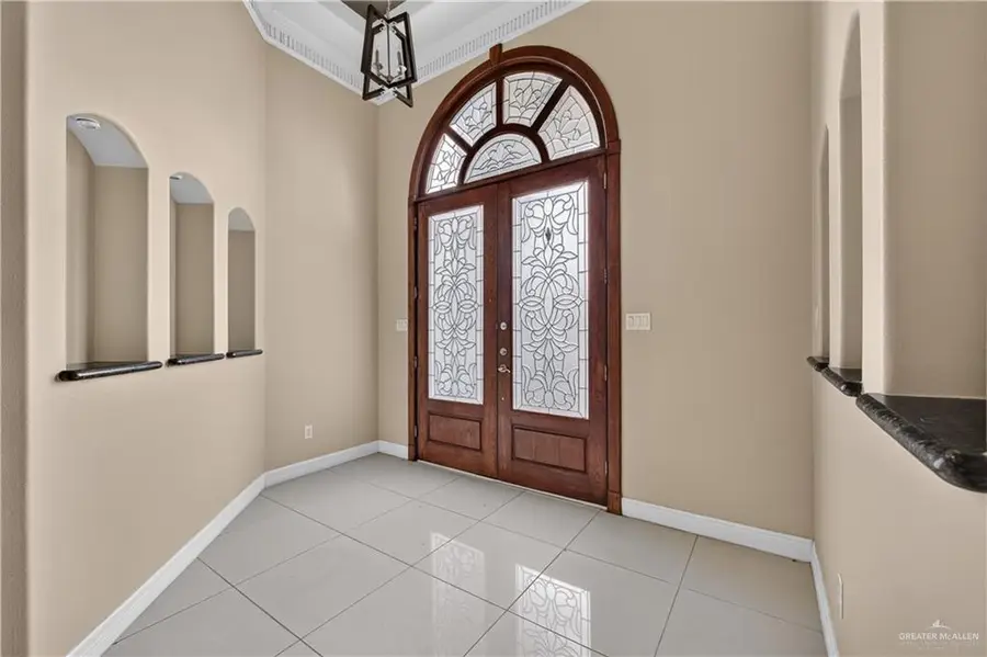 2110 E 21st Street, Mission, TX 78572 - #2