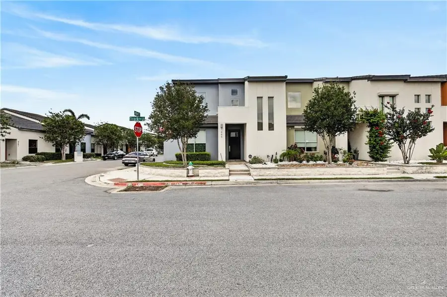1444 Ozark Avenue, McAllen, TX 78504 - #2