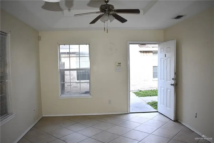 306 W Albatross Avenue, Pharr, TX 78577 - #3