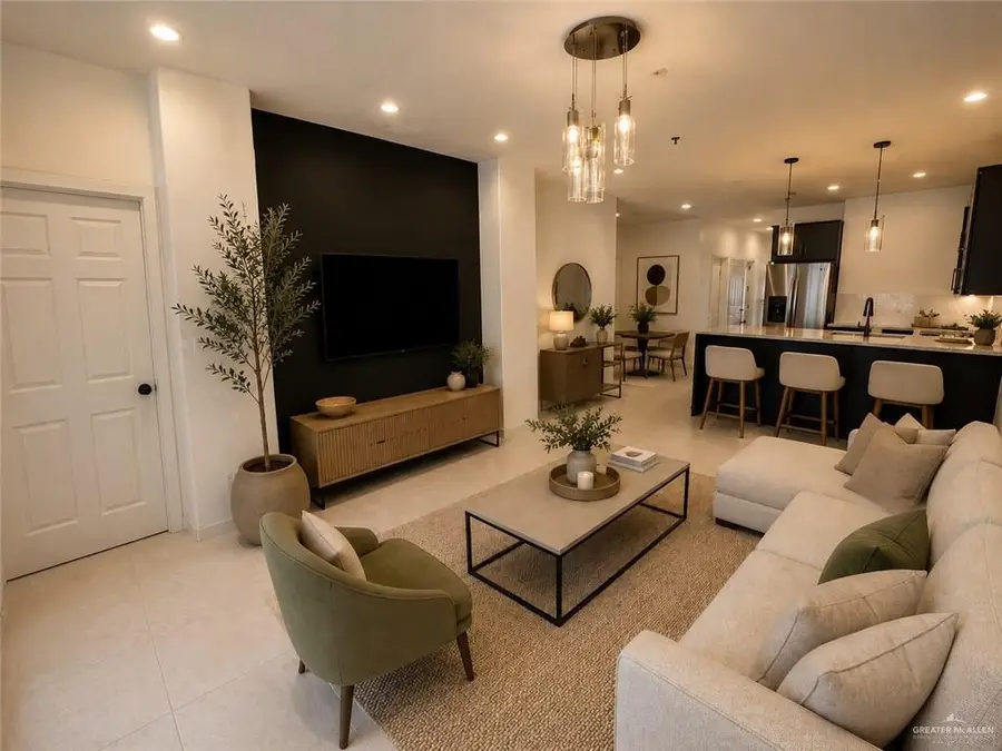 813 Travis Street #213, Mission, TX 78572 - #3