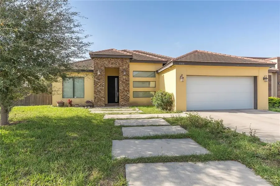1304 E Balboa Avenue, McAllen, TX 78503 - #2
