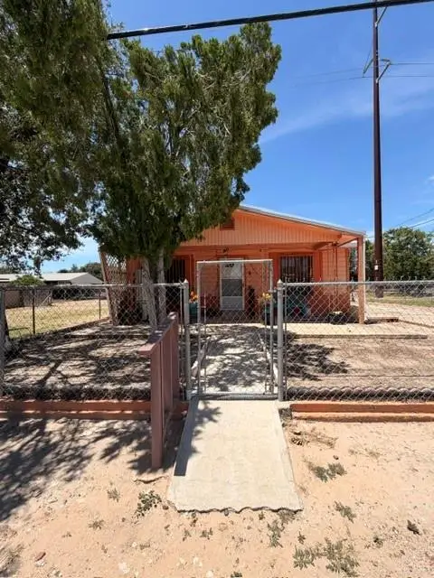 209 Cenizo Street, Rio Grande City, TX 78582