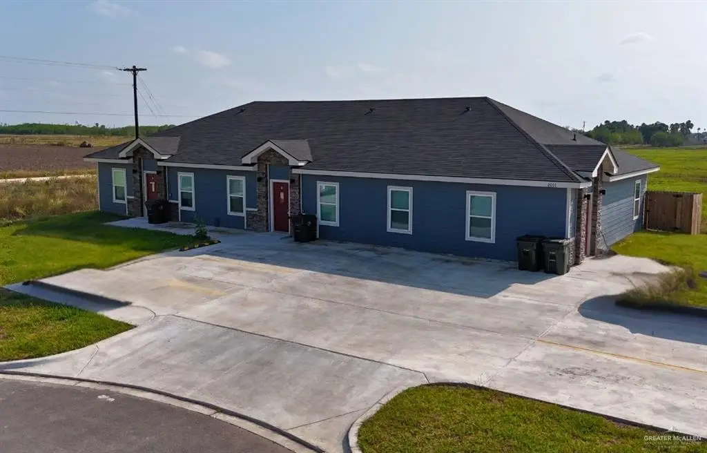 2001 S Valley Circle, La Feria, TX 78559 - #1