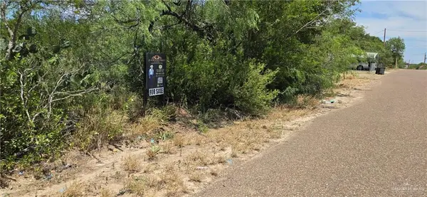 5323 San Pascual Lane, Zapata, TX 78076