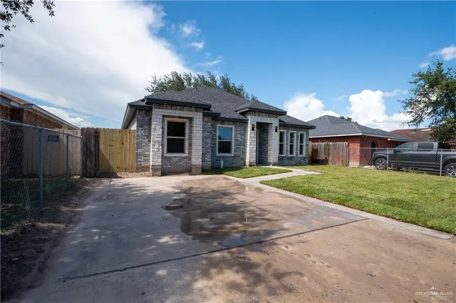 1013 W Denver Street, Edinburg, TX 78541 - #2