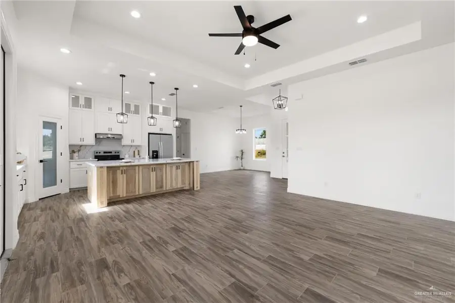 7105 Madrid, Weslaco, TX 78596 - #3