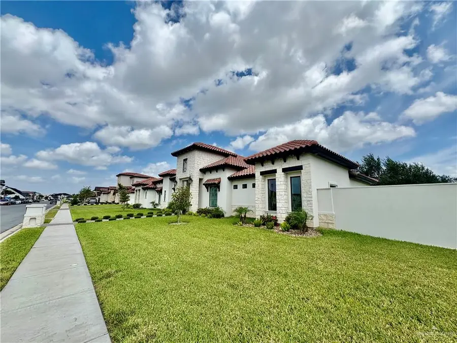308 Columbia Avenue, McAllen, TX 78504 - #3