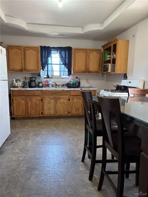 6806 Navaho Street, Mission, TX 78572 - #2