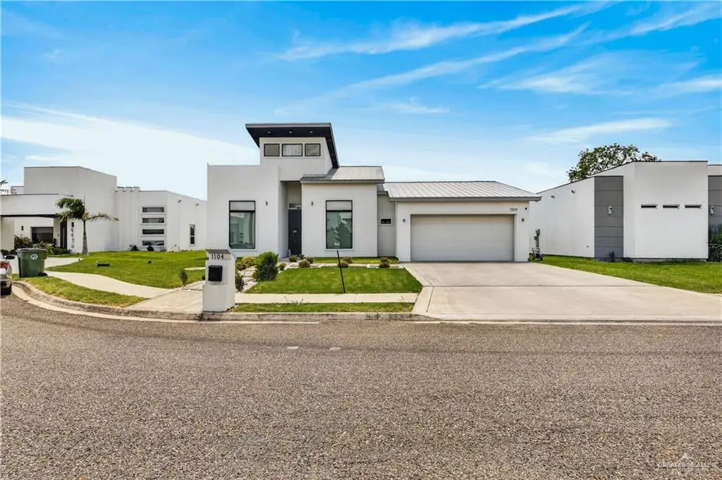 1104 Flamingo Avenue, Mission, TX 78572 - #1
