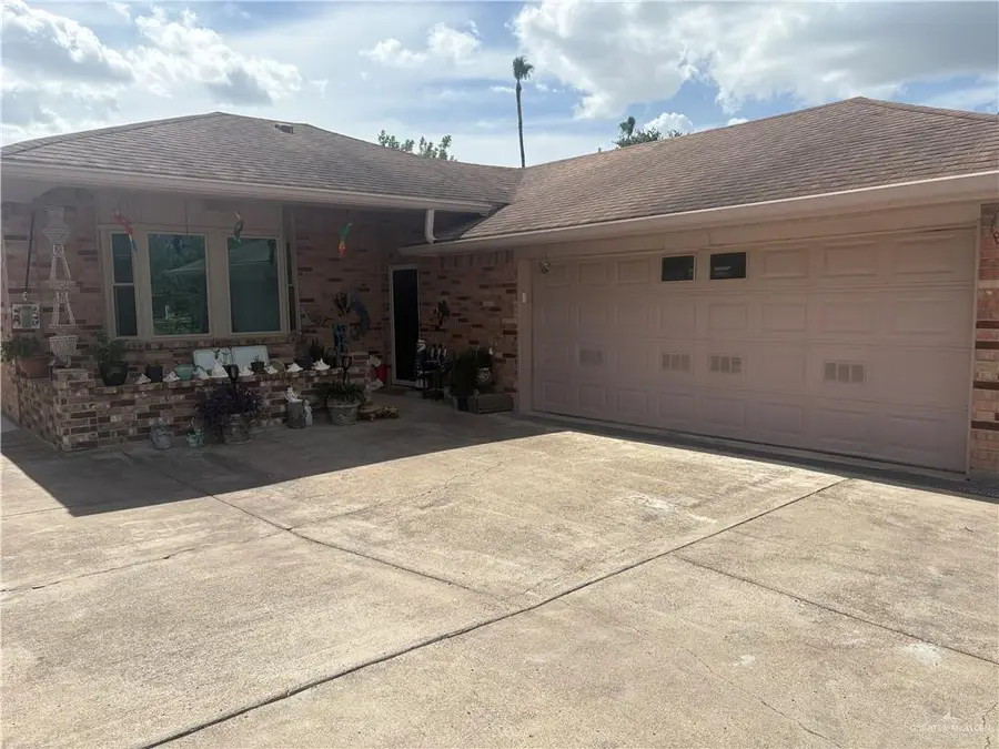 835 Nada Drive, Alamo, TX 78516 - #2