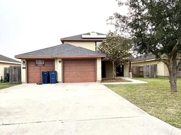 809 Santos Avenue, Mercedes, TX 78570