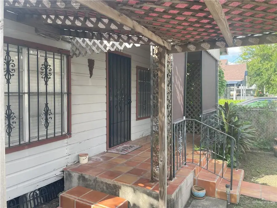 207 W Clark Avenue, Pharr, TX 78577 - #2